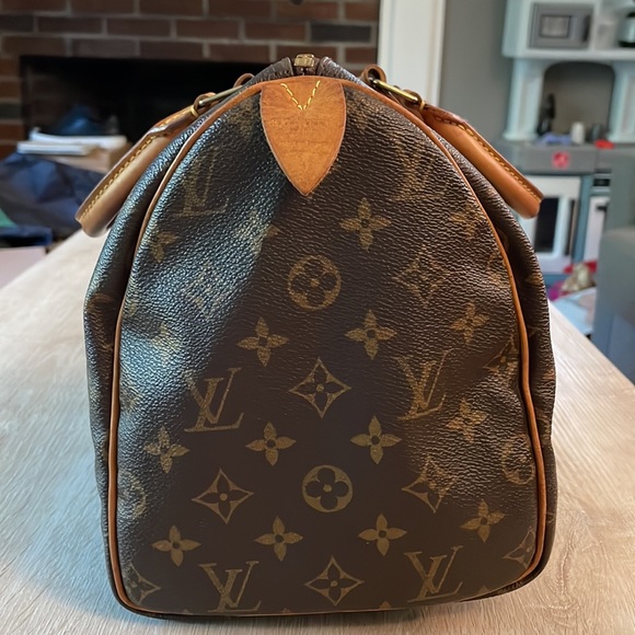 Louis Vuitton Monogram Speedy 30 - Picture 5 of 17
